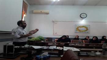 برگزاری کارگاه احیای پایه نوزادان و کودکان در شبکه بهداشت و درمان گرمسار