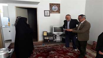 ديدار با خانواده شهداي مدافع حرم فاطميون با همكاري شبكه بهداشت و درمان شهرستان گرمسار و كانون بسيج جامعه پزشكي شهرستان گرمسار
